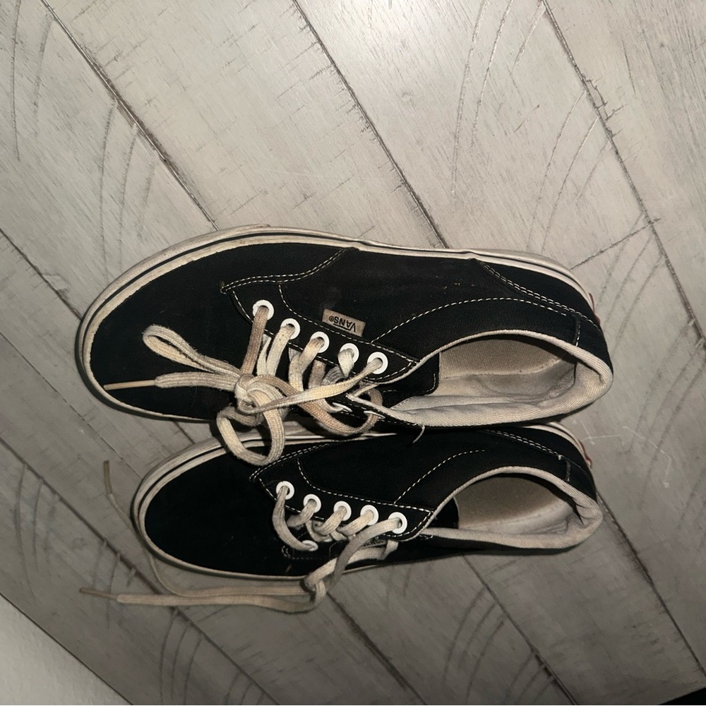 Women's vans size 7.5